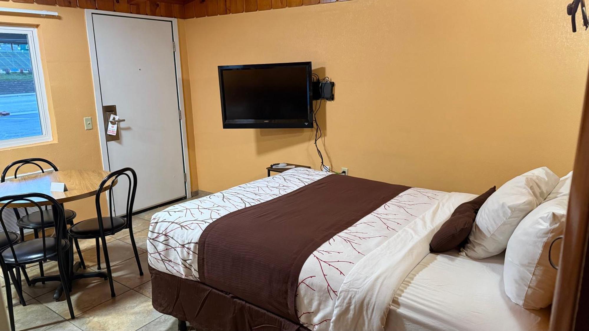 Apple Inn Motel Chelan Eksteriør billede