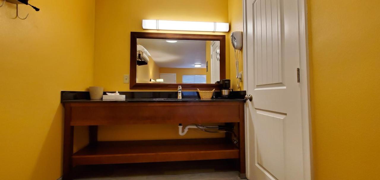 Apple Inn Motel Chelan Eksteriør billede